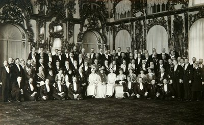 Sammanträde i kommittén för storhertiginnan Tatiana Nikolaievna av Ryssland, tidigt 1900-tal av Unbekannt