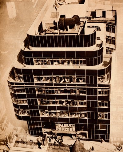Stål, betong och glas, gör moderna byggnader, 1935. av Unbekannt
