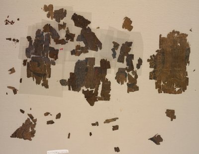 Taqueté-fragment med bevingade lejon i rundlar, 899-1160. av Unbekannt