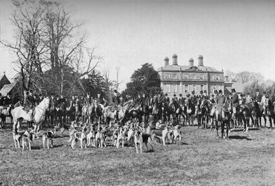 The Albrighton Hounds: A Meet at Stretton, c1903, 1903 av Unbekannt