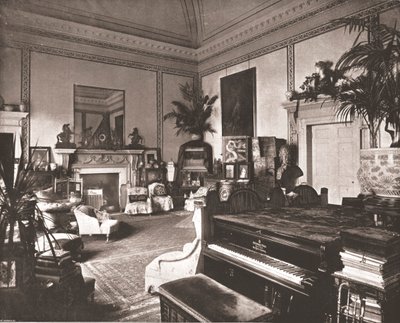 Salongen på White Lodge, Richmond Park, 1894. av Unbekannt