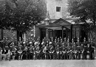 Hertigen av Saxe-Coburg och Gotha och officerarna i Plymouth-divisionen, 1896 av Unbekannt