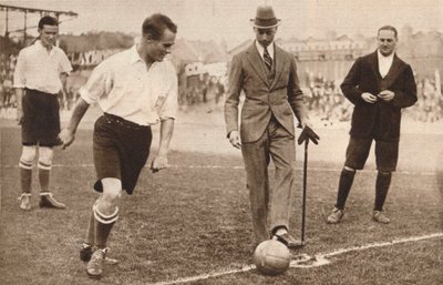 The Duke of York, fotbollsmatch för välgörenhet, Tottenham Hotspurs och Corinthians, c1921 av Unbekannt