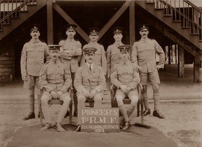 Pionjärerna för 1:a Royal Munster Fusiliers, Rangoon, Burma, 1913. av Unbekannt