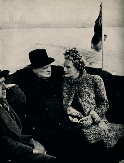 Premiärministern besöker Londons hamnar, c 1940, 1945. av Unbekannt