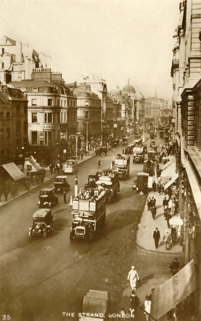 The Strand, London, 1929. av Unbekannt