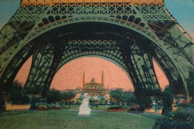 Trocadéro sedd under Eiffeltornet, Paris, c1920 av Unbekannt