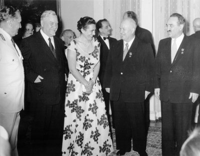 Undertecknandet av Belgraddeklarationen, Belgrad, Jugoslavien, 2 juli 1955 av Unbekannt