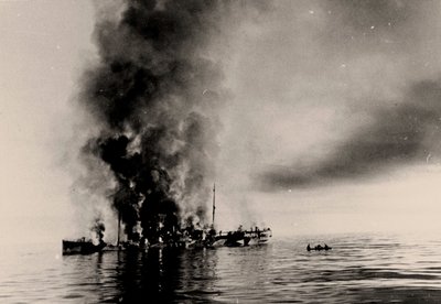 Isbrytaren Alexander Sibirjakovs förlisning av den tyska kryssaren amiral Scheer den 25 augusti 1942. av Unbekannt