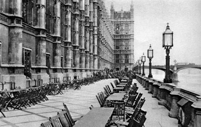 Terrassen i House of Commons, London, 1926-1927 av Unbekannt
