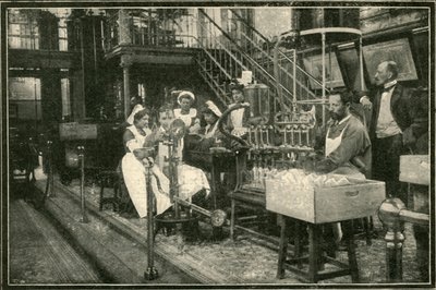 Detta är inredningen av ett av tsarernas destillerier., 1901. av Unbekannt