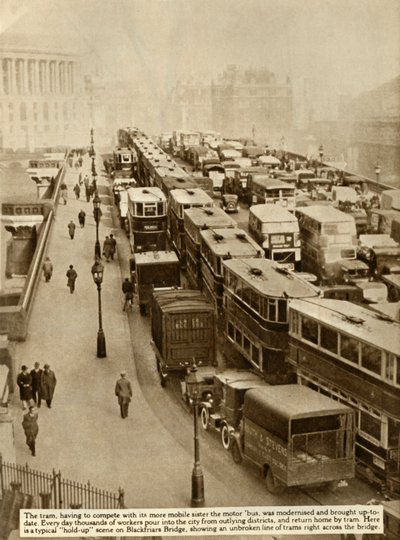 Trafikstockning på Blackfriars Bridge, London, 1935. av Unbekannt