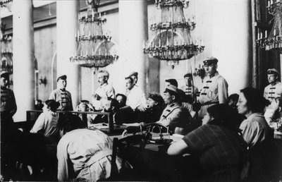 Rättegång mot ledare för det socialistrevolutionära partiet, Moskva, Ryssland, augusti 1922 av Unbekannt