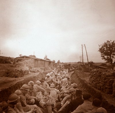 Trupper i öppna tågvagnar, Genicourt, norra Frankrike, c1914-c1918 av Unbekannt