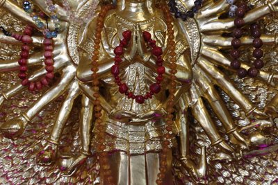 Tu An buddhistiskt tempel. Quan Am bodhisattva av medkänsla eller barmhärtighetens gudinna, Saint-Pierre-en-Faucigny, Frankrike av Unbekannt