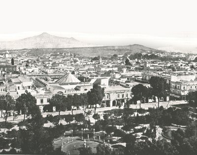 Utsikt från katedralen, Puebla, Mexiko, 1895. av Unbekannt