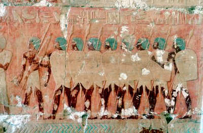 Väggmålning av egyptiska soldater på expeditionen, drottning Hatshepsuts tempel, Luxor, c1470 f.Kr. av Unbekannt