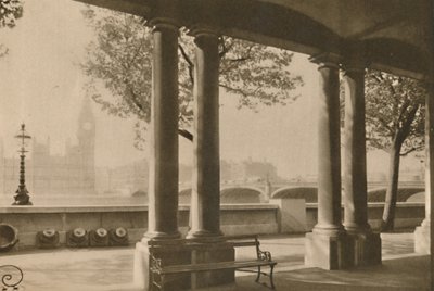 Westminster Bridge och Big Ben från terrassen på St. Thomass Hospital, c1935. av Unbekannt