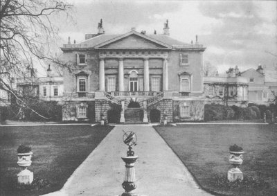 White Lodge, drottning Marys hem före hennes äktenskap, och Edward VIII:s födelseplats, 1936 av Unbekannt