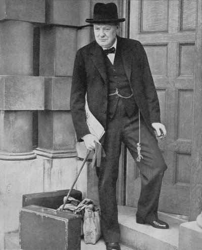 Winston Churchill vid amiralitetet, 1939, 1940 av Unbekannt
