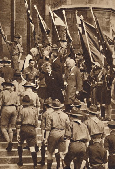 Med pojkscouter i Windsor, 1937 av Unbekannt