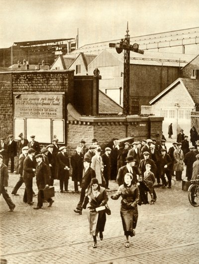 Arbetare som lämnade...efter att konstruktionen av Cunarder 534 avbröts, december 1931, 1935. av Unbekannt