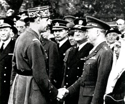 Andra världskriget: De Gaulle hälsar Eisenhower, 1944 av Unbekannt