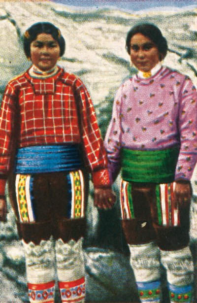 Unga inuitkvinnor, Grönland, c1928. av Unbekannt