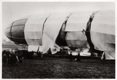Zeppelin LZ2 efter dess förstörelse, 1906 1933 av Unbekannt