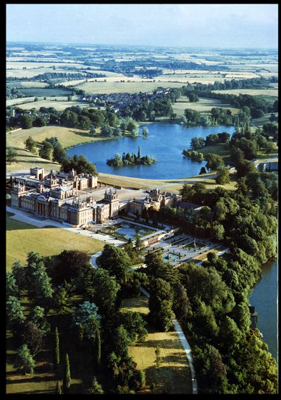 Flygfoto över Blenheim Palace, Oxfordshire av Unbekannt Unbekannt