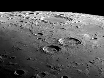 Atlas och Herkules krater, 25 maj 2004 av Unbekannter Künstler