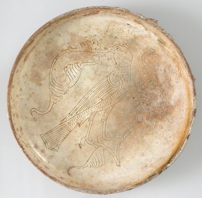 Skål med rovfågel, 1000–1200-talet av Unbekannt