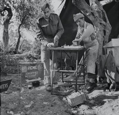 Snickares reparationsverkstad för elektriska och mekaniska ingenjörer, 8:e armén, Italien av Unbekannt