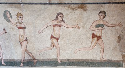 Chamber of the Ten Maidens eller mosaiken av "Bikiniflickorna". Allmän vy på den övre panelen: vikt, diskkastning och löpning. 3:e - 4:e århundradet. Romersk villa i Casale, Sicilien. UNESCO plats. av William M. Timlin