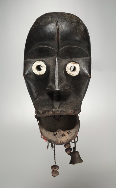 Ansiktsmask, tidigt 1900-tal av Unbekannt