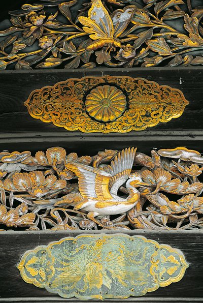 Förgyllda fåglar och fjärilar, detalj av Ninomaru Palace, Nijo Castle, Kyoto av Benjamin Baud