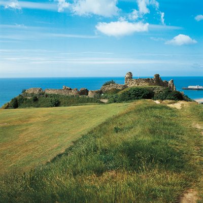 Hastings Castle, East Sussex, Storbritannien av William M. Timlin