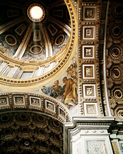 Inre vy av kupolen av Peterskyrkan (Basilica San Pietro) i Rom. Detalj. Startades av Michelangelo (Michelangelo) och avslutades av Giacomo della Porta och Fontana. Rom, Italien av Unbekannt