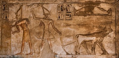 Relief med eldiga scener på den nordöstra väggen i rum 26, Medinet Habu, Ramses III:s bårhustemplet, Luxor, Thebe-West, Egypten, Afrika (foto) av Unbekannter Künstler