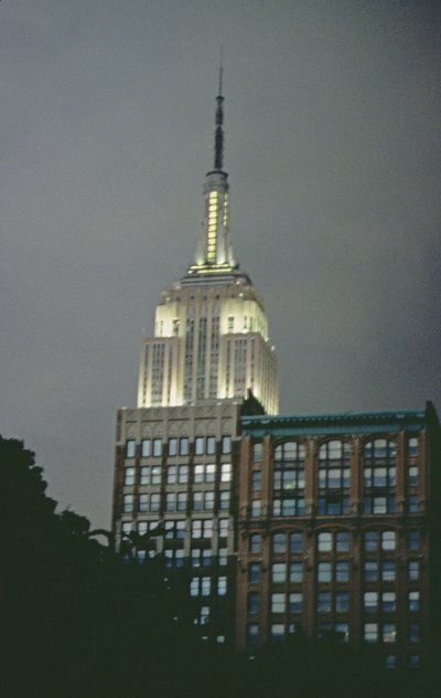 Empire State Building by Night (foto) av Unbekannt