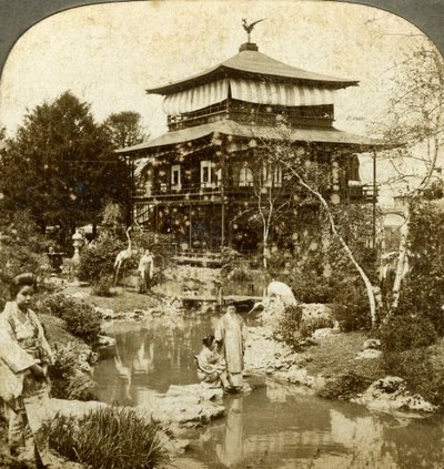 Japansk trädgård på världsutställningen, St Louis, Missouri, USA, 1904. av Underwood and Underwood