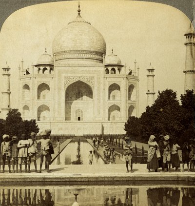 Taj Mahal, Agra, Uttar Pradesh, Indien. av Underwood and Underwood