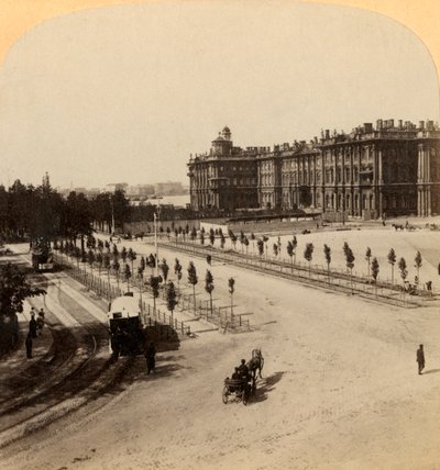 Det kejserliga vinterpalatset från Nevsky Prospect, St. Petersburg, Ryssland, 1897. av Underwood and Underwood