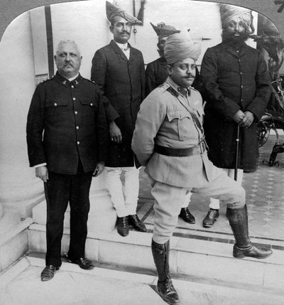 Maharajan av Gwalior hemma, Madhya Pradesh, Indien, c1900-talet. av Underwood and Underwood