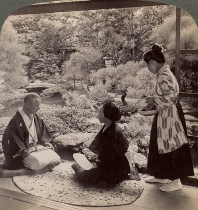Trädgårdarna i hemmet för Mr Y Namikawa, ledare inom konstindustrin, Kyoto, Japan, 1904 av Underwood and Underwood