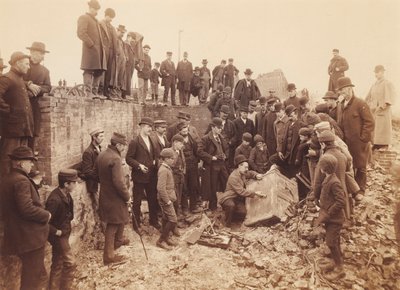 [Öppnar Miller och Bisbees kassaskåp] av Unidentified