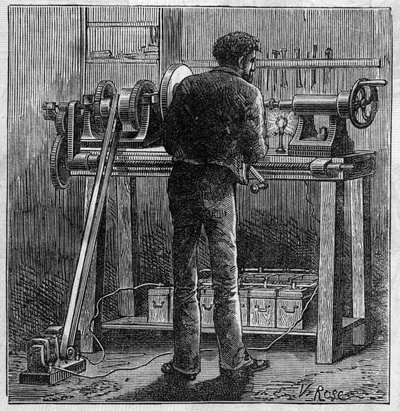 Användning av Faure-batterier: vändning av en hantverkare som drivs av ackumulatorn. Gravyr i "" Le Monde Illustré"" av Unknown artist