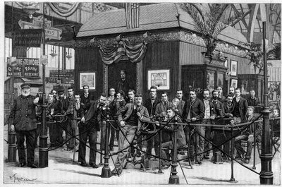 Auditioner av fonografer skapade av Thomas Edison installerade i Galerie des Machines på Paris universella utställning 1889. (Från ett fotografi). Gravering i "" Nature: granskning av vetenskaperna och deras tillämpningar för konst och industri", 31 Au av Unknown artist