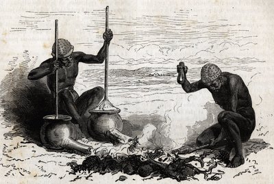 Smeder Lakoutas (stam belägen i Upper Nile-regionen), en kluven trägren fungerar som tång, två stenar fungerar som hammare och städ, två lerkrukor med långa rör vid basen fungerar som bälg för koleld, krukorna är fasta av en bit av s av Unknown artist