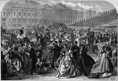 London, utsikt över Regent Street på eftermiddagen, en stor aveny i West End-distriktet, ritad av arkitekten John Nash från 1817 till 1823, för en offentlig utvecklingsplan. I “” L